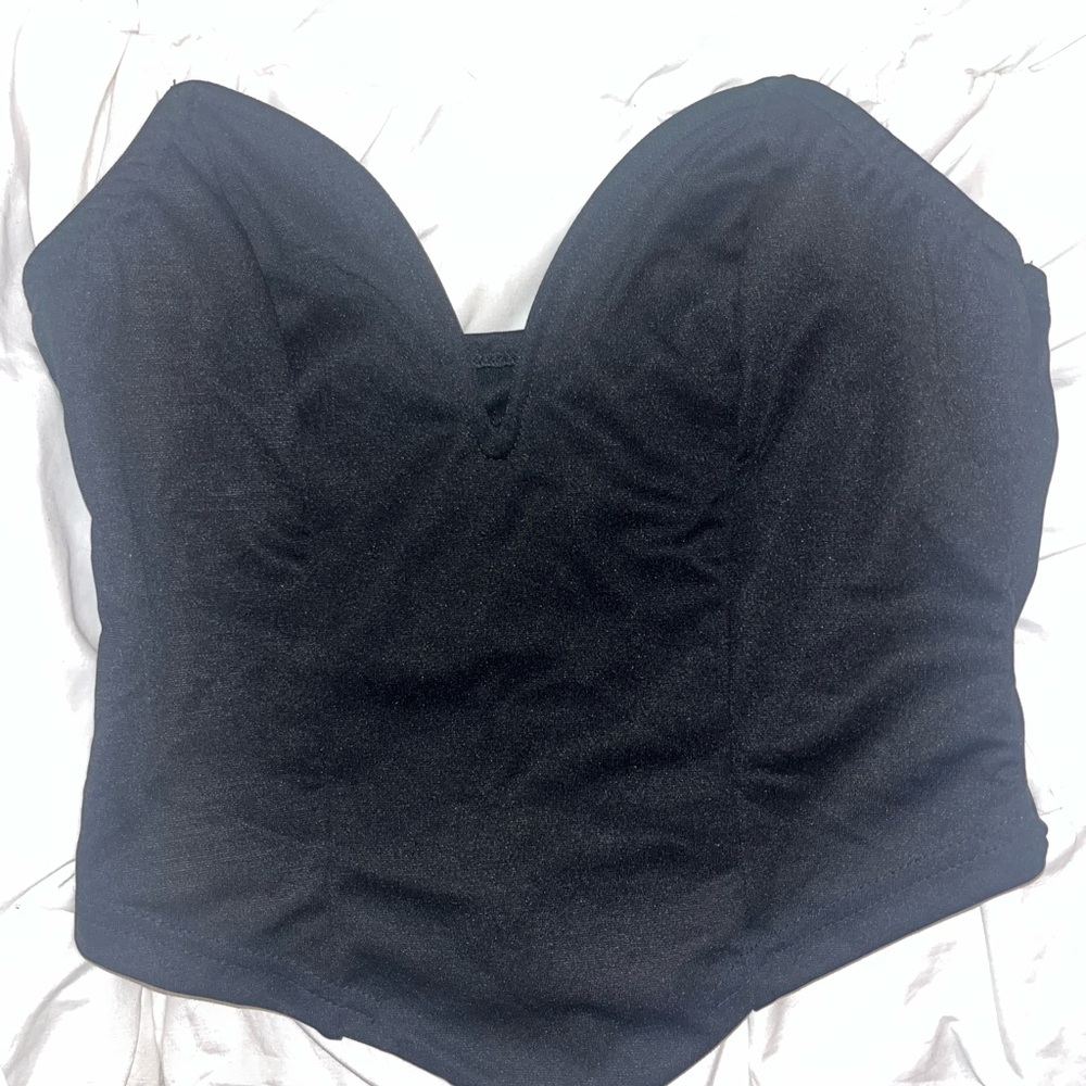 SHEIN Classic Black Strapless Top